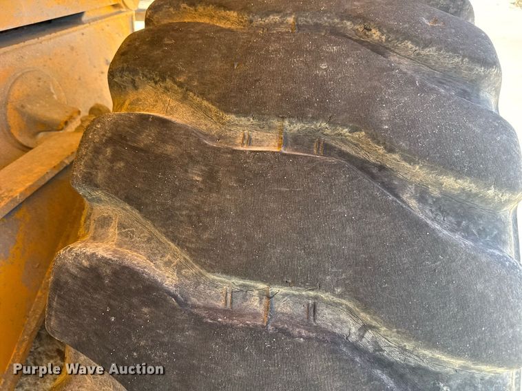 image for item EE0069 2015 Volvo A25G water wagon