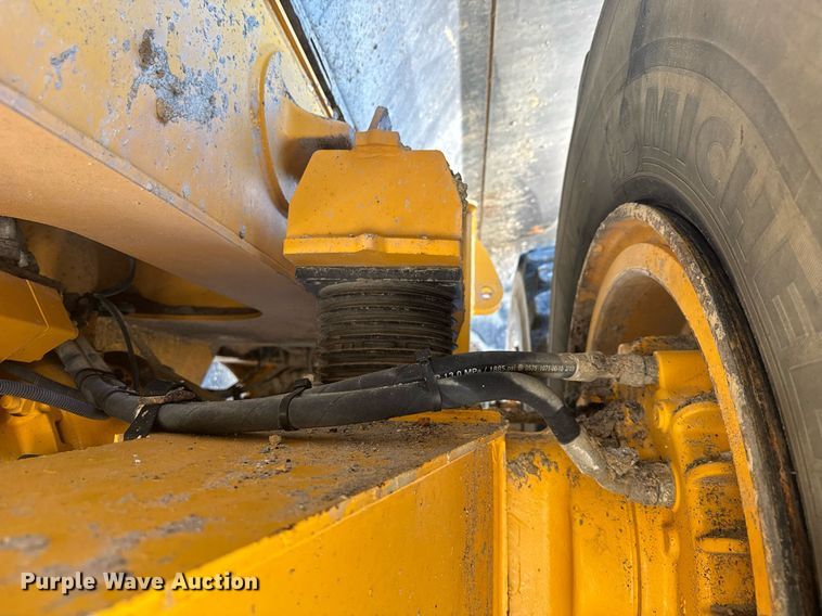 image for item EE0070 2018 Volvo A25G water wagon