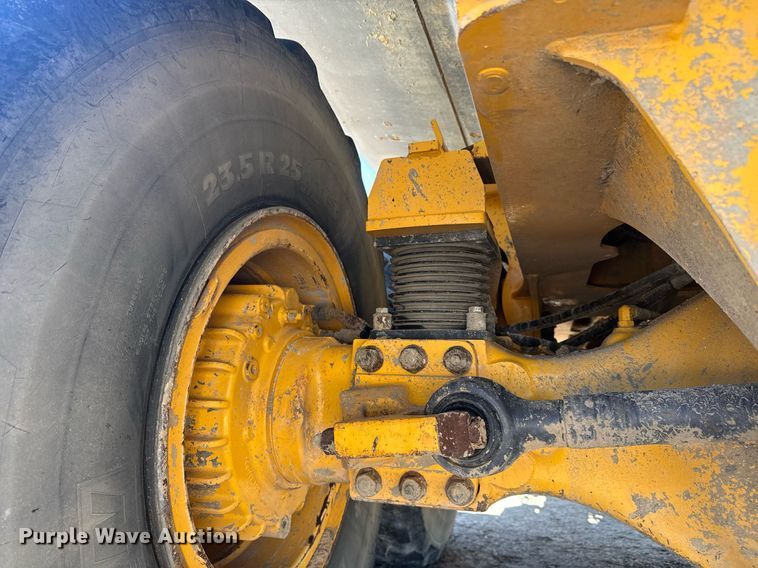 image for item EE0070 2018 Volvo A25G water wagon