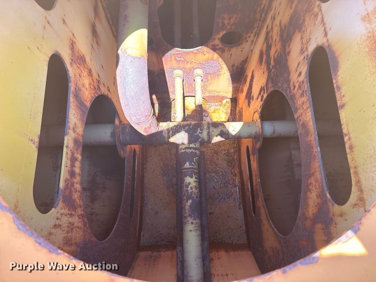 image for item EE0070 2018 Volvo A25G water wagon