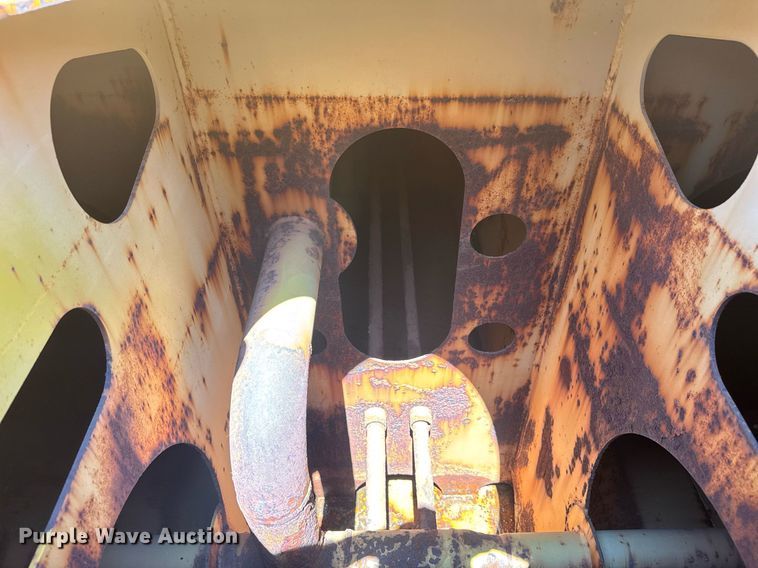 image for item EE0070 2018 Volvo A25G water wagon