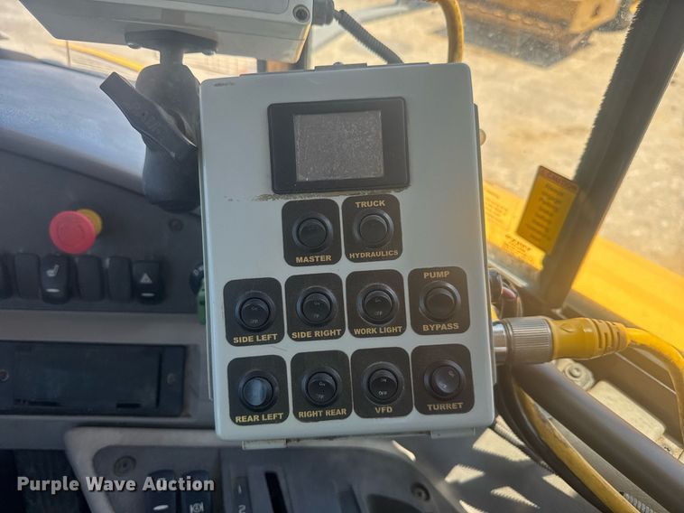 image for item EE0070 2018 Volvo A25G water wagon