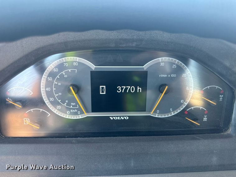 image for item EE0070 2018 Volvo A25G water wagon