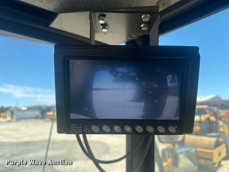 image for item EE0070 2018 Volvo A25G water wagon