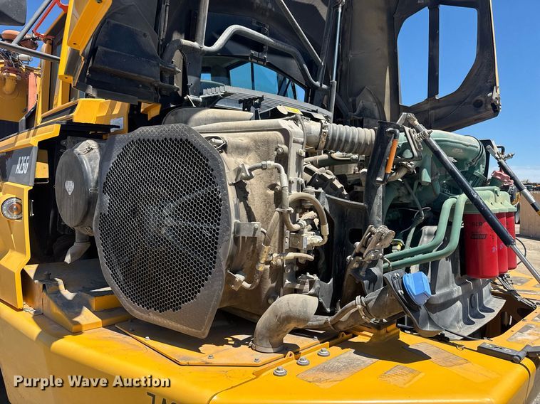 image for item EE0070 2018 Volvo A25G water wagon