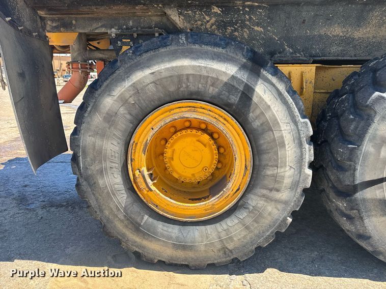 image for item EE0070 2018 Volvo A25G water wagon