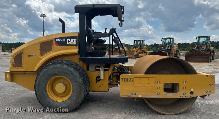 image for item EE0071 2019 Caterpillar CS56B single drum vibratory roller