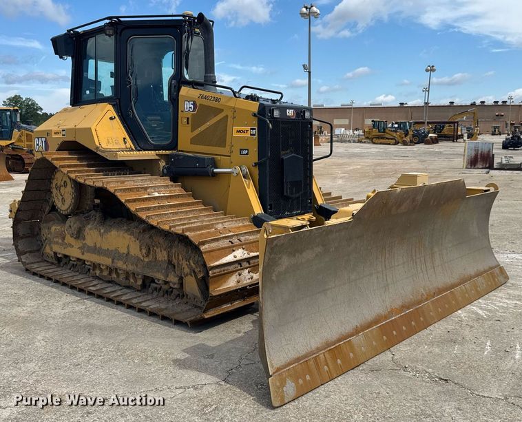 image for item EE0072 2024 Caterpillar D5 LGP dozer