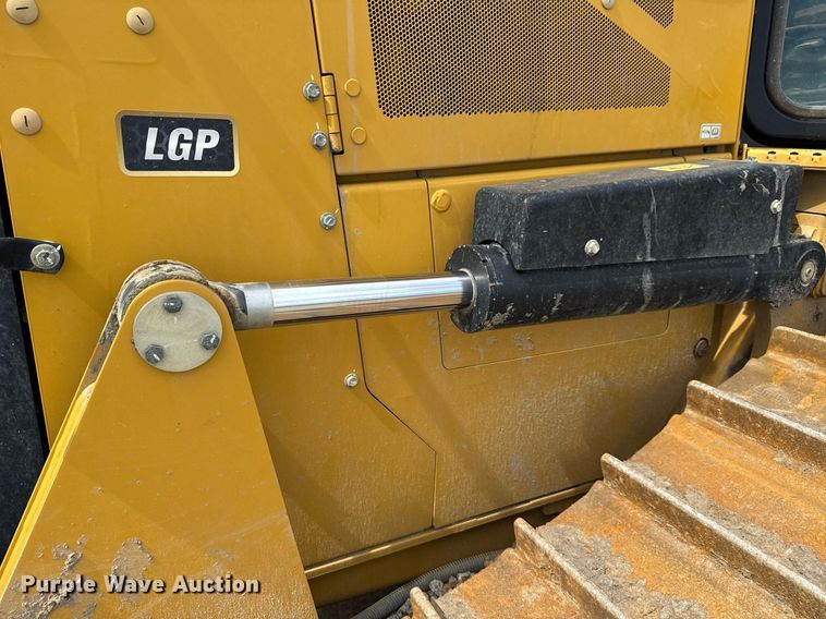 image for item EE0072 2024 Caterpillar D5 LGP dozer