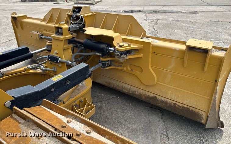 image for item EE0072 2024 Caterpillar D5 LGP dozer