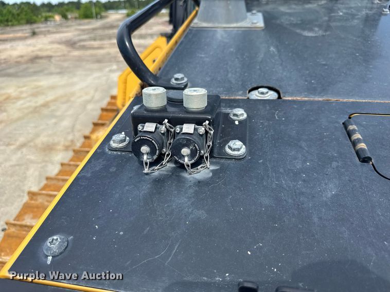 image for item EE0072 2024 Caterpillar D5 LGP dozer