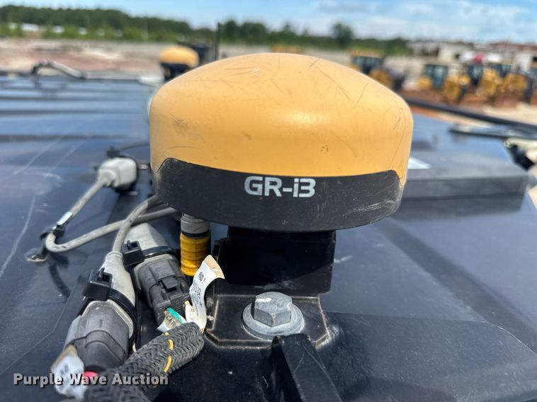 image for item EE0072 2024 Caterpillar D5 LGP dozer