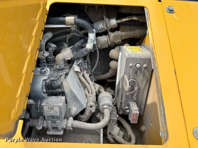 image for item EE0072 2024 Caterpillar D5 LGP dozer