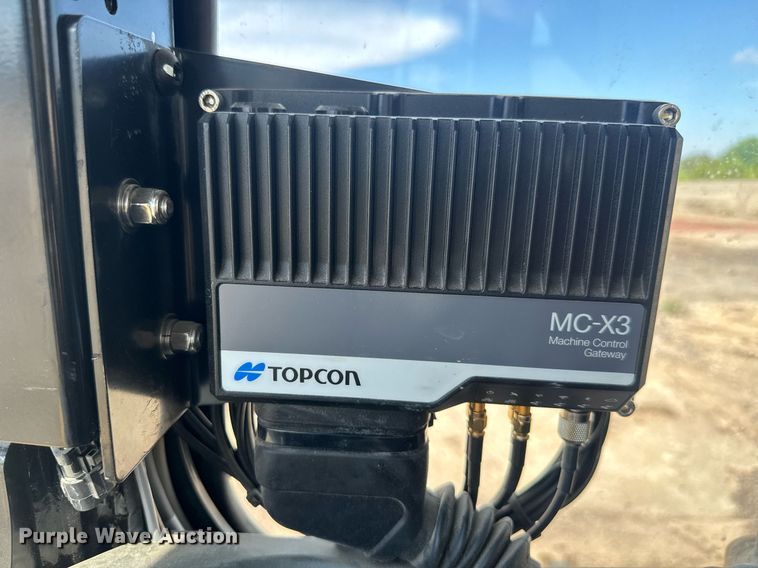 image for item EE0072 2024 Caterpillar D5 LGP dozer