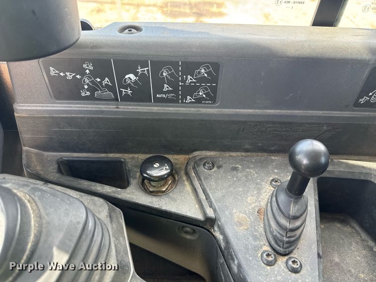 image for item EE0072 2024 Caterpillar D5 LGP dozer