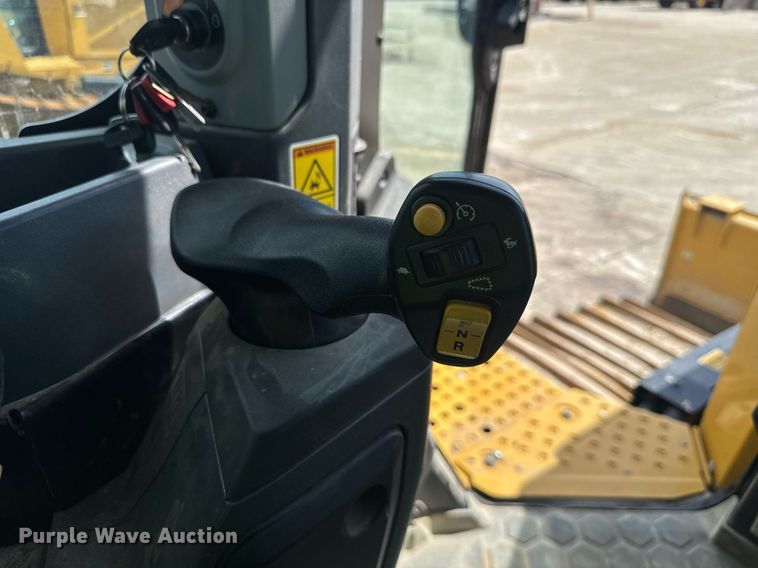 image for item EE0072 2024 Caterpillar D5 LGP dozer