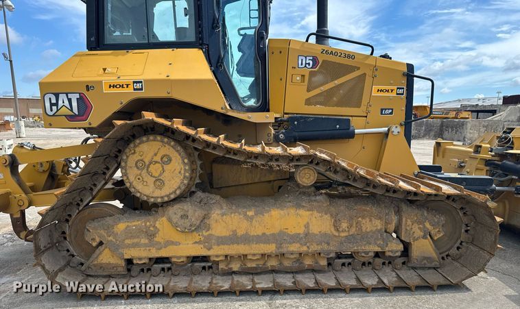 image for item EE0072 2024 Caterpillar D5 LGP dozer