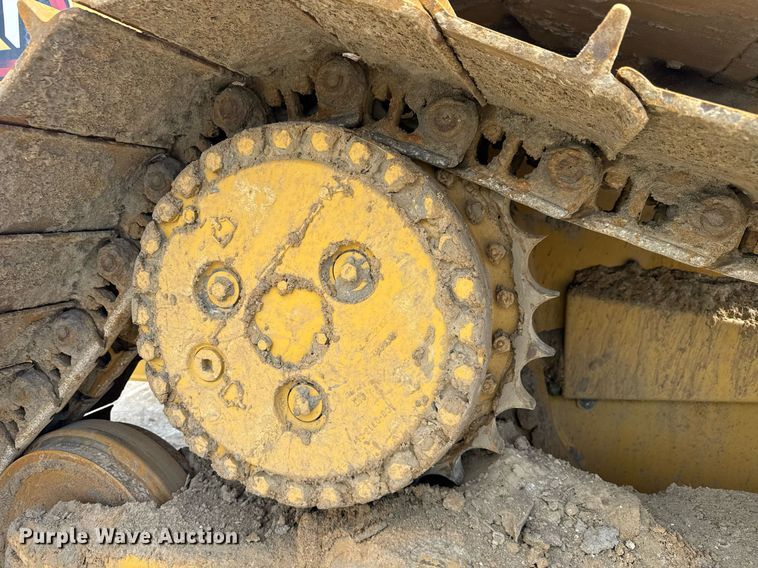 image for item EE0072 2024 Caterpillar D5 LGP dozer