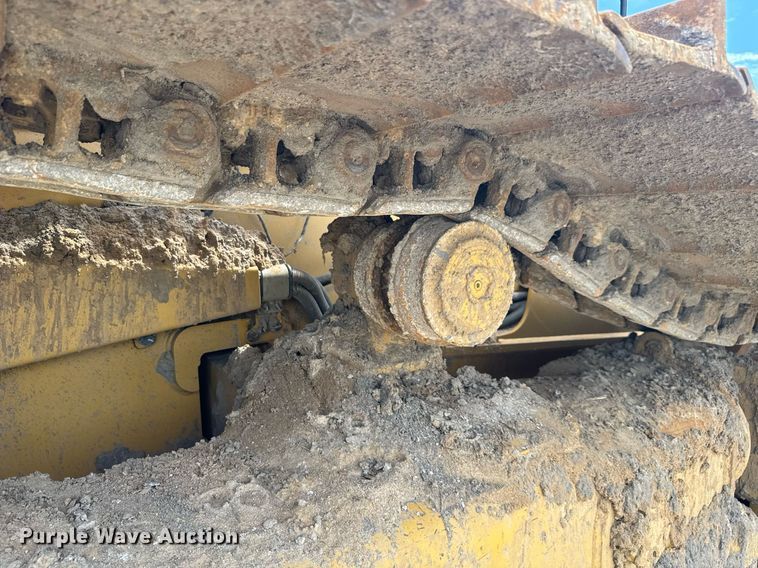 image for item EE0072 2024 Caterpillar D5 LGP dozer