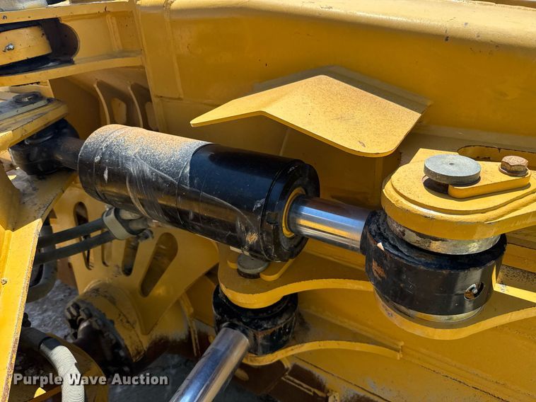 image for item EE0073 2023 Caterpillar D6 LGP dozer