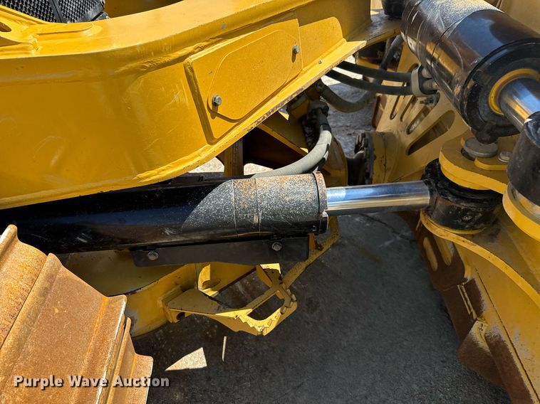 image for item EE0073 2023 Caterpillar D6 LGP dozer
