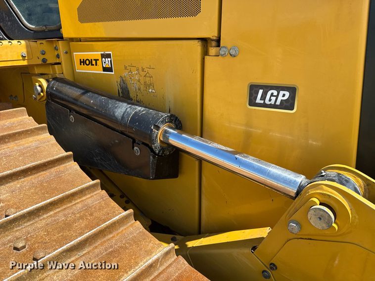 image for item EE0073 2023 Caterpillar D6 LGP dozer