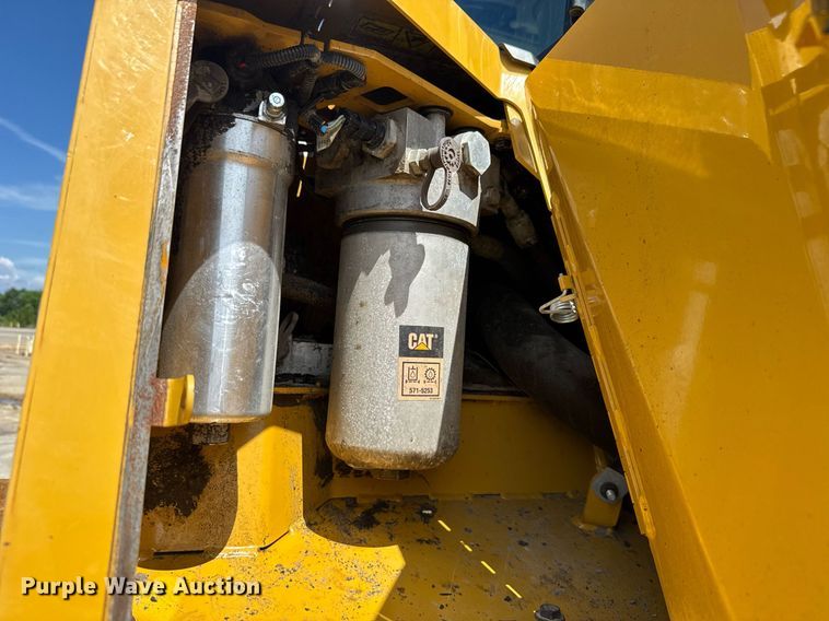 image for item EE0073 2023 Caterpillar D6 LGP dozer