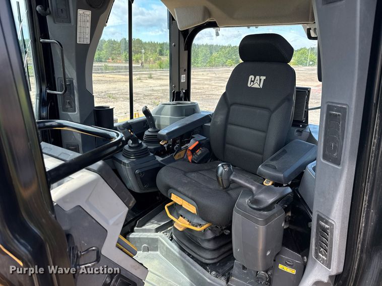 image for item EE0073 2023 Caterpillar D6 LGP dozer