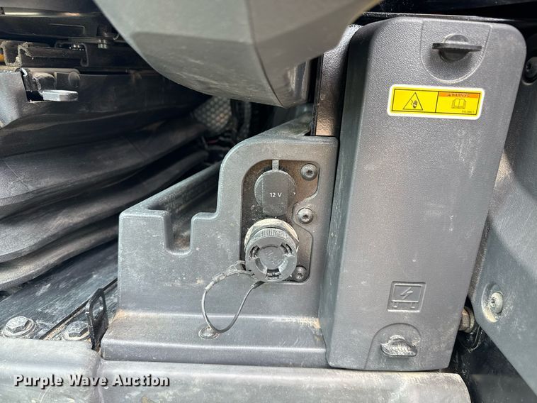 image for item EE0073 2023 Caterpillar D6 LGP dozer