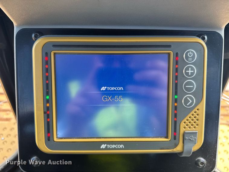 image for item EE0073 2023 Caterpillar D6 LGP dozer