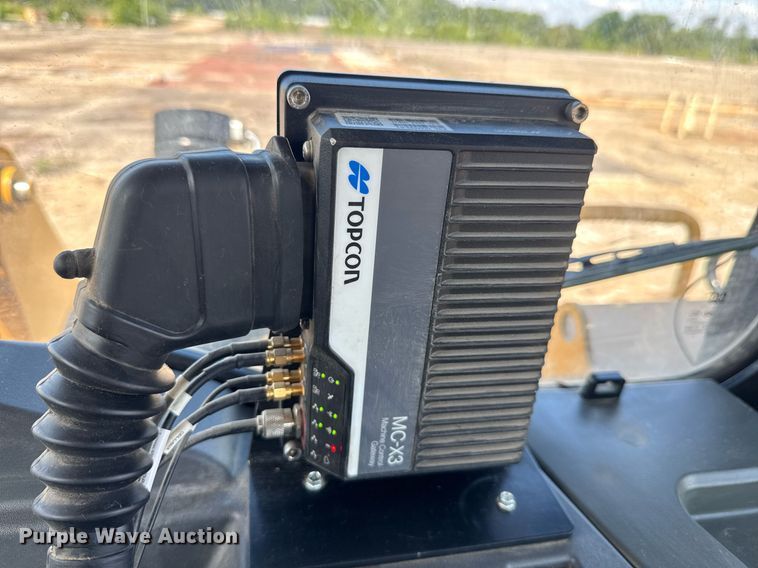 image for item EE0073 2023 Caterpillar D6 LGP dozer