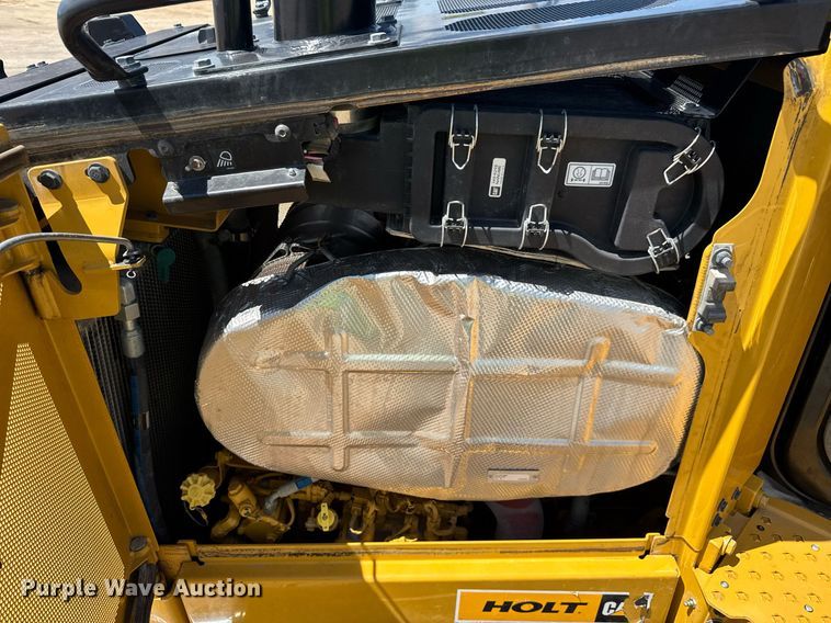 image for item EE0073 2023 Caterpillar D6 LGP dozer