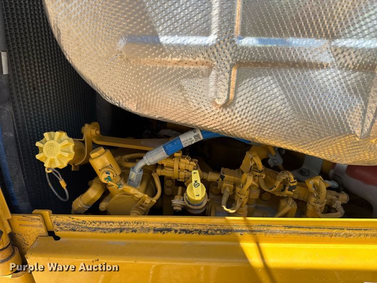 image for item EE0073 2023 Caterpillar D6 LGP dozer