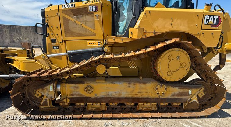 image for item EE0073 2023 Caterpillar D6 LGP dozer