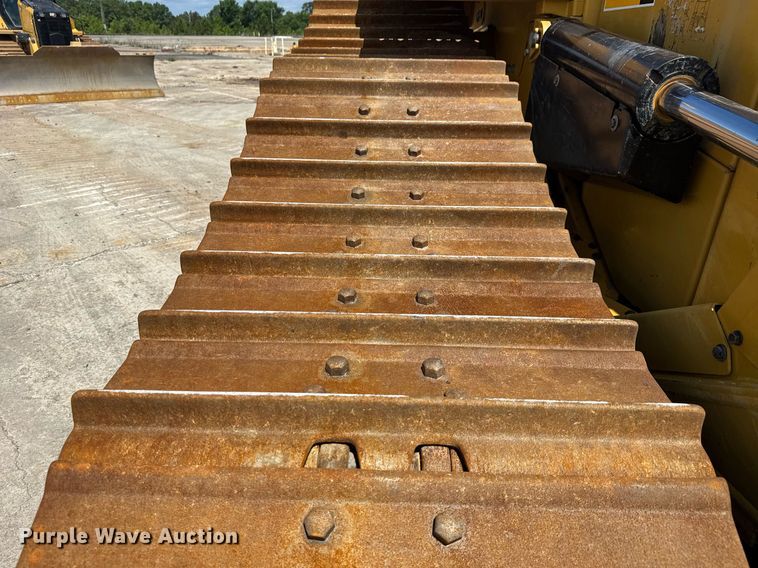 image for item EE0073 2023 Caterpillar D6 LGP dozer