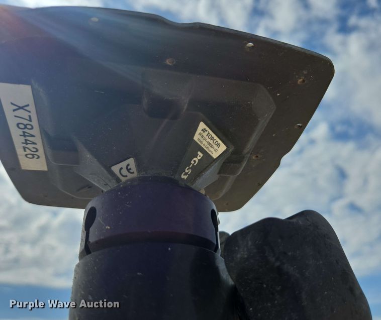 image for item EE0074 2018 John Deere 772G motor grader