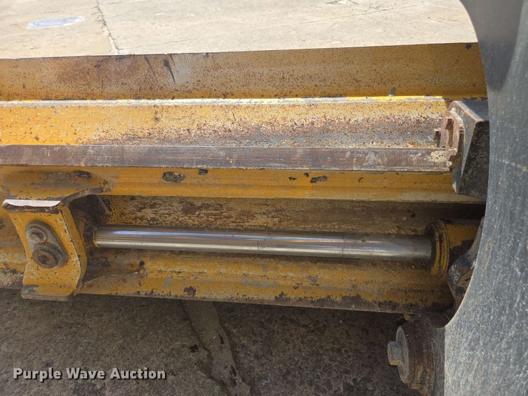 image for item EE0074 2018 John Deere 772G motor grader