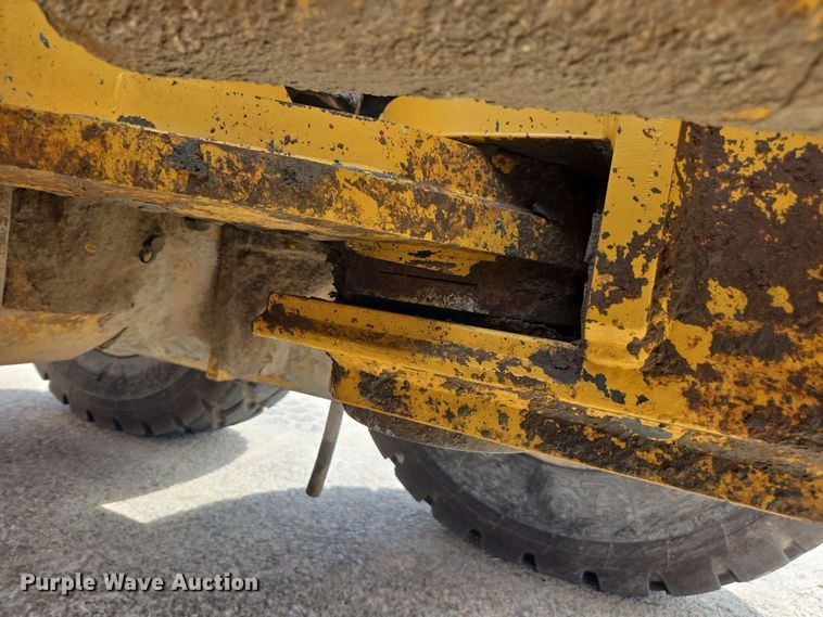 image for item EE0074 2018 John Deere 772G motor grader