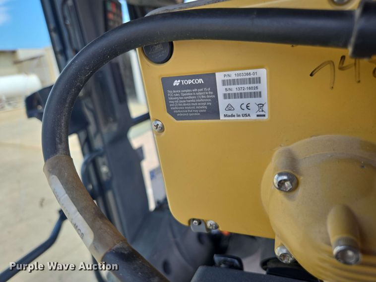 image for item EE0074 2018 John Deere 772G motor grader