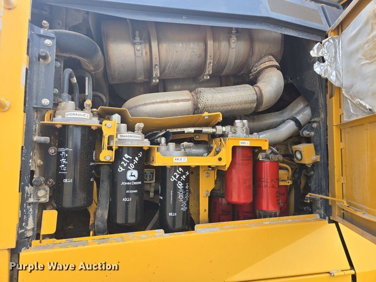 image for item EE0074 2018 John Deere 772G motor grader