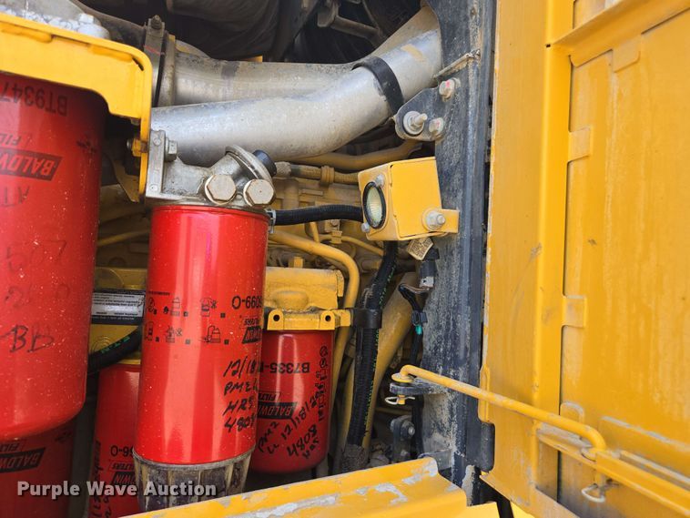 image for item EE0074 2018 John Deere 772G motor grader