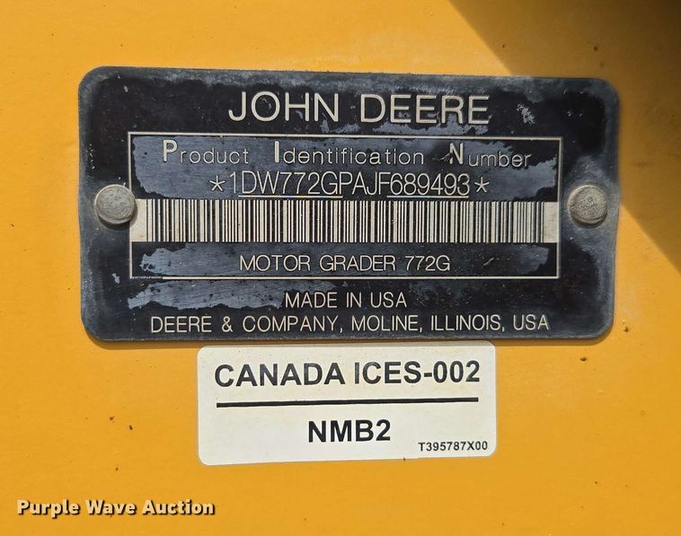image for item EE0074 2018 John Deere 772G motor grader