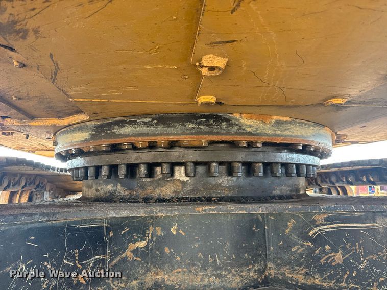 image for item EE0075 2019 Caterpillar 336 excavator