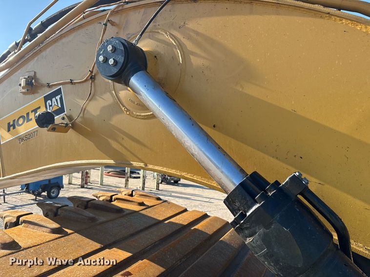 image for item EE0075 2019 Caterpillar 336 excavator