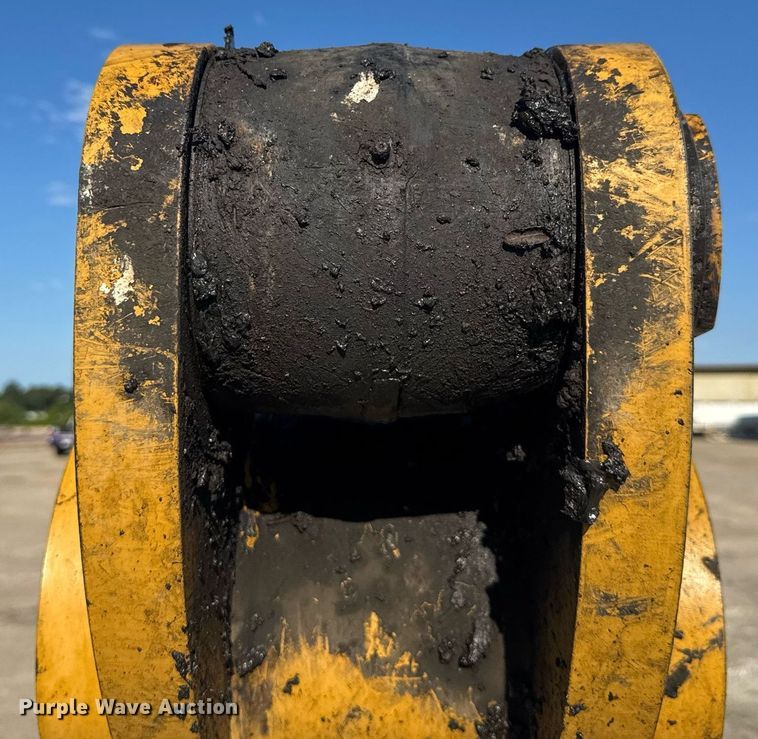 image for item EE0075 2019 Caterpillar 336 excavator