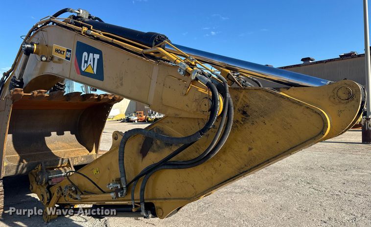 image for item EE0075 2019 Caterpillar 336 excavator