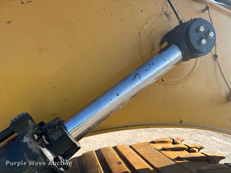 image for item EE0075 2019 Caterpillar 336 excavator