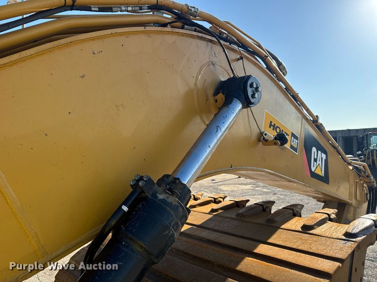 image for item EE0075 2019 Caterpillar 336 excavator