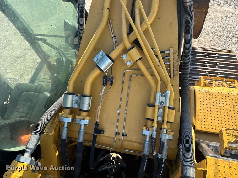 image for item EE0075 2019 Caterpillar 336 excavator