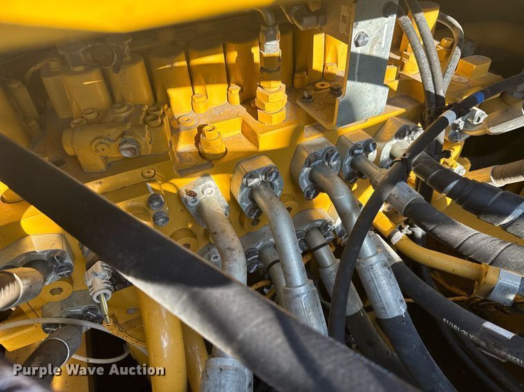 image for item EE0075 2019 Caterpillar 336 excavator